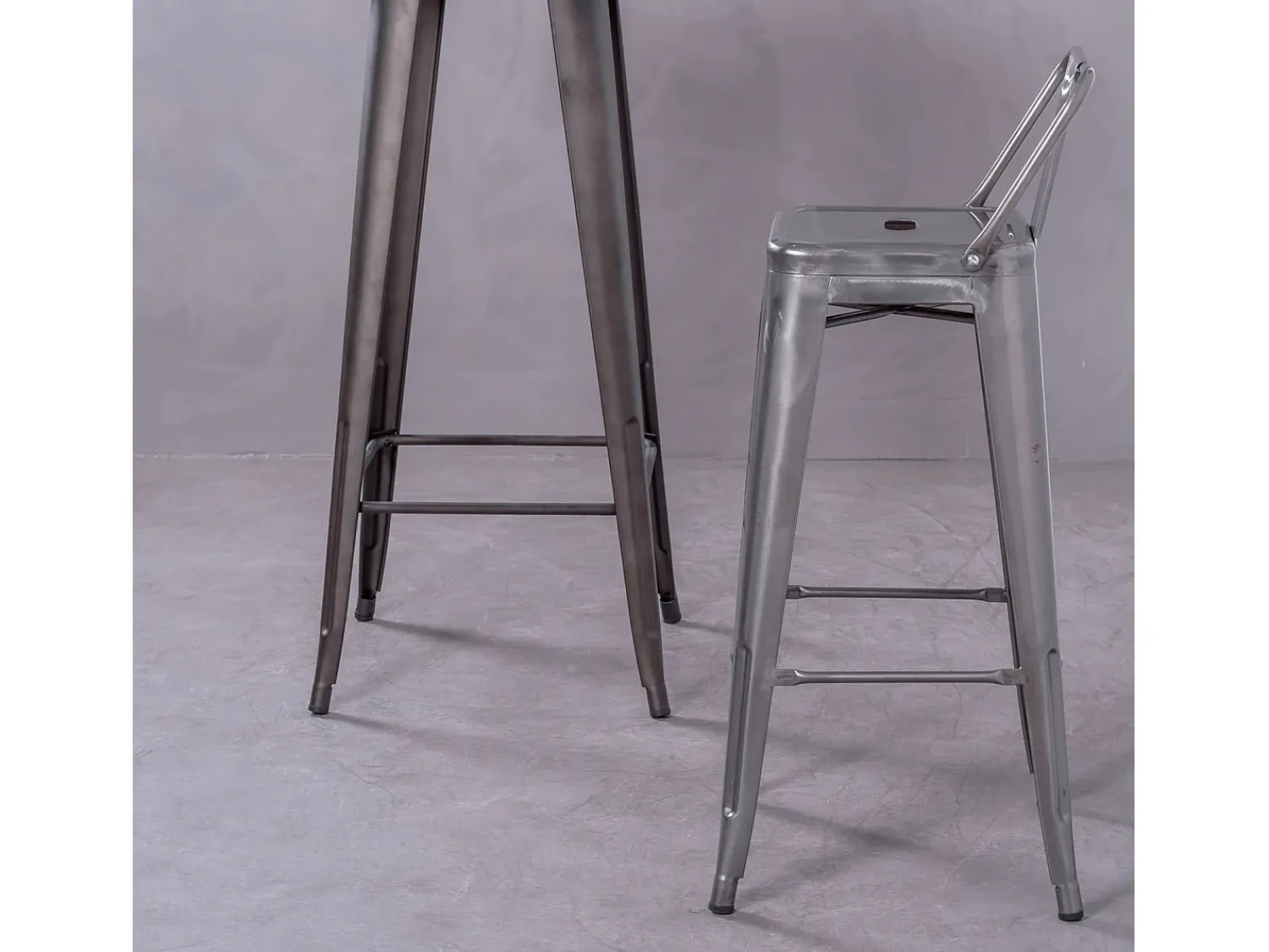 Nest Dream Banqueta industrial em aço metalizado com encosto baixo (76cm) - Bistro - Metal^ Banco