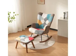 Poltrona* Cadeira de balanço com apoio para os pés, ideal para sala de estar e momentos de lazer. Multicor