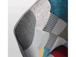 Poltrona* Cadeirão em tecido patchwork multicolorido, pernas de madeira, com apoio para os pés - HAVANA Multicor