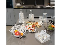 Acessório Vinho E Bar| Centro de mesa pequeno Farfalloso Ø31 cm em ferro perfurado lacado Design moderno com borboletas elegante decoração de mesa Fabricado na Dourado