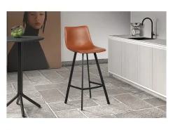 Hot Meublorama Conjunto de 2 banquetas de bar OZON – Cor Cognac – Assento em PU – Conforto moderno e estilo elegante Castanho
