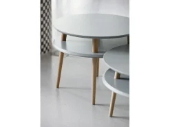 Mesa De Centro* Mesa de centro de dois níveis Dmr. 70 cm x altura 35 cm Ufo Branco Giz Creme