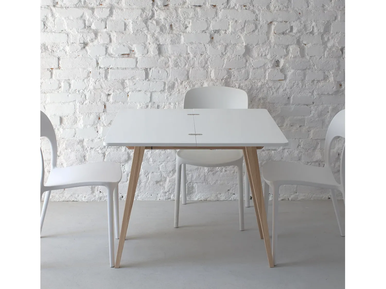 Clearance Mesa de consola pequena extensível 45x90cm Envelope Branco Giz | Pés em madeira de freixo Creme