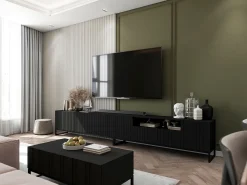 Móvel de TV com 4 portas – Corpo mate, frentes caneladas mate – 150 cm, estrutura em metal^ Móvel De Tv