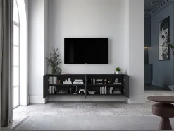 Outlet Móvel de TV com 7 portas e nicho – corpo mate, fachadas caneladas mate – 300 cm Preto