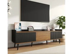 Móvel De Tv* Móvel de TV compacto com 3 portas. Acabamento em /madeira, 160 x 39 x 49,5 cm. Móvel de base prático para suas mídias. Preto