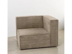 Sofá 3 lugares chaise longue estofado em veludo cotelê cor pedra^ Sofá
