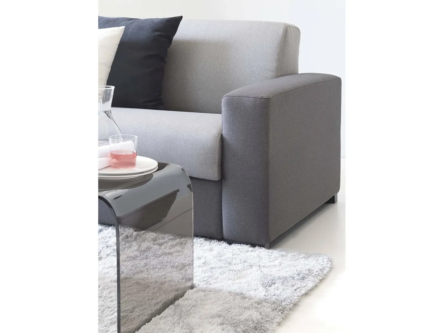 Discount Talamo Italia Sofá fixo Dciucc, sofá de 3 lugares, 100% Fabricado na Itália, Sofá da sala em tecido acolchoado, com braços padrão, 220x95h90 cm, Cinza e Antracite Cinzento