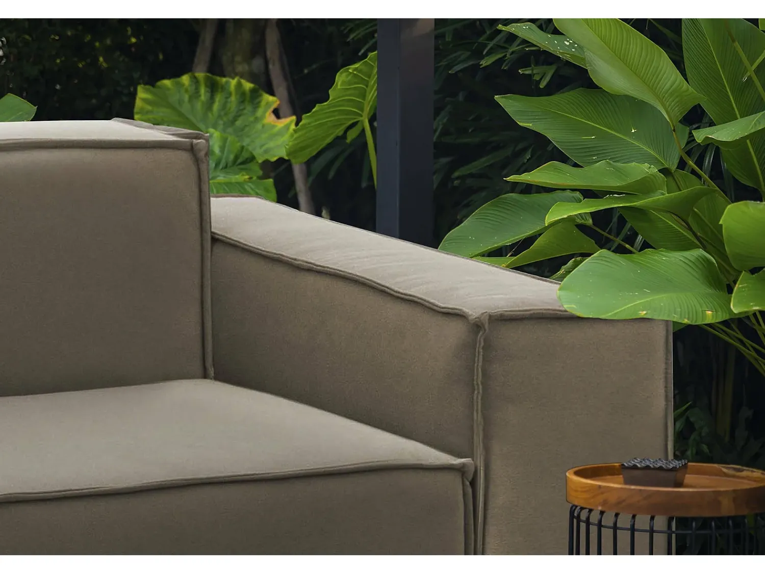 New Talamo Italia Sofá fixo Dmelucc, sofá modular linear de 3 lugares, 100% Fabricado na Itália, Sofá moderno para sala em tecido, 260x95h70 cm, Taupe Cinzento
