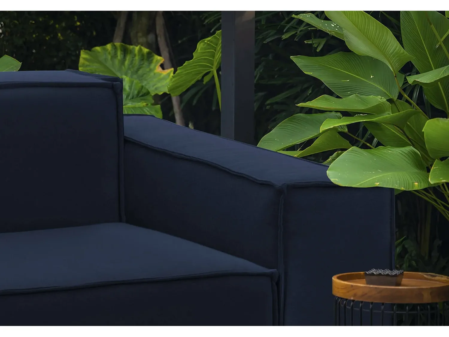 Talamo Italia Sofá fixo Paola, sofá modular linear de 2 lugares, 100% Fabricado na Itália, Sofá moderno para sala em tecido, 220x95h70 cm, Azul