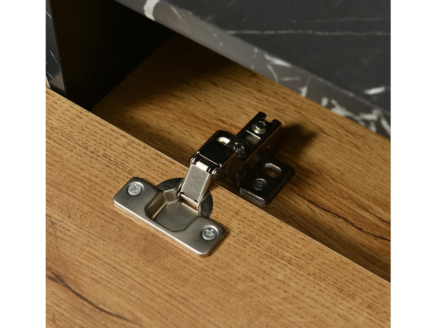 Móvel De Tv* Suporte de TV com design em mármore e veios de madeira, pés de ferro, 180 x 36,5 x 58 cm, madeira escura Castanho