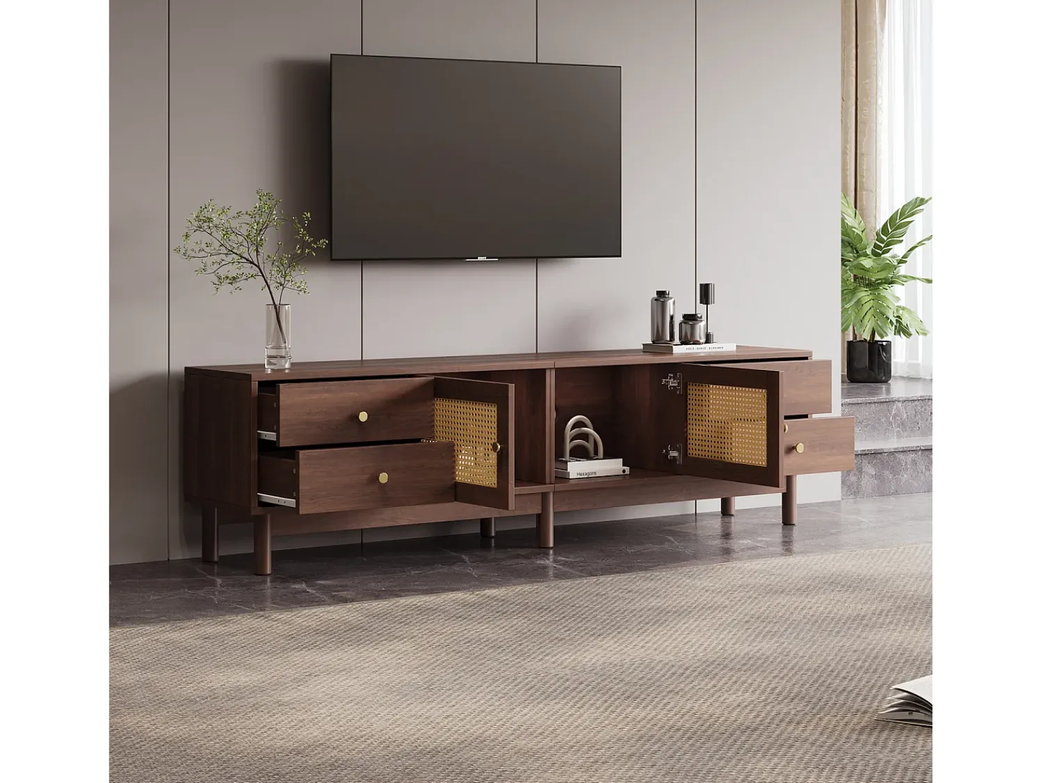 Suporte para TV, 180 cm de comprimento, em madeira escura com duas portas de rattan e quatro gavetas. Natural escuro